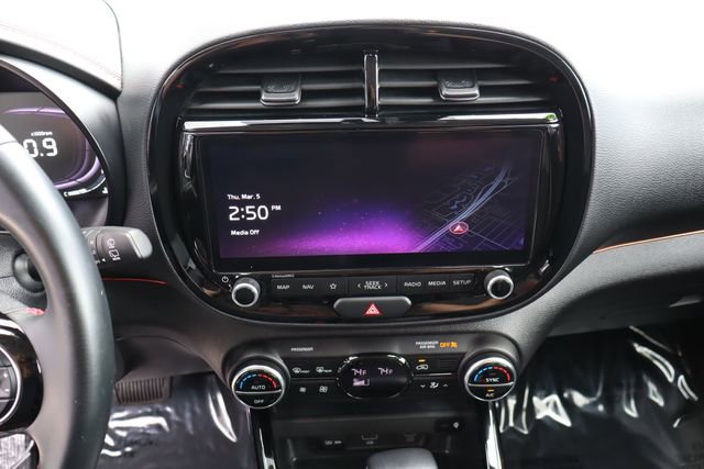 Used 2023 Kia Soul GT-Line image 31