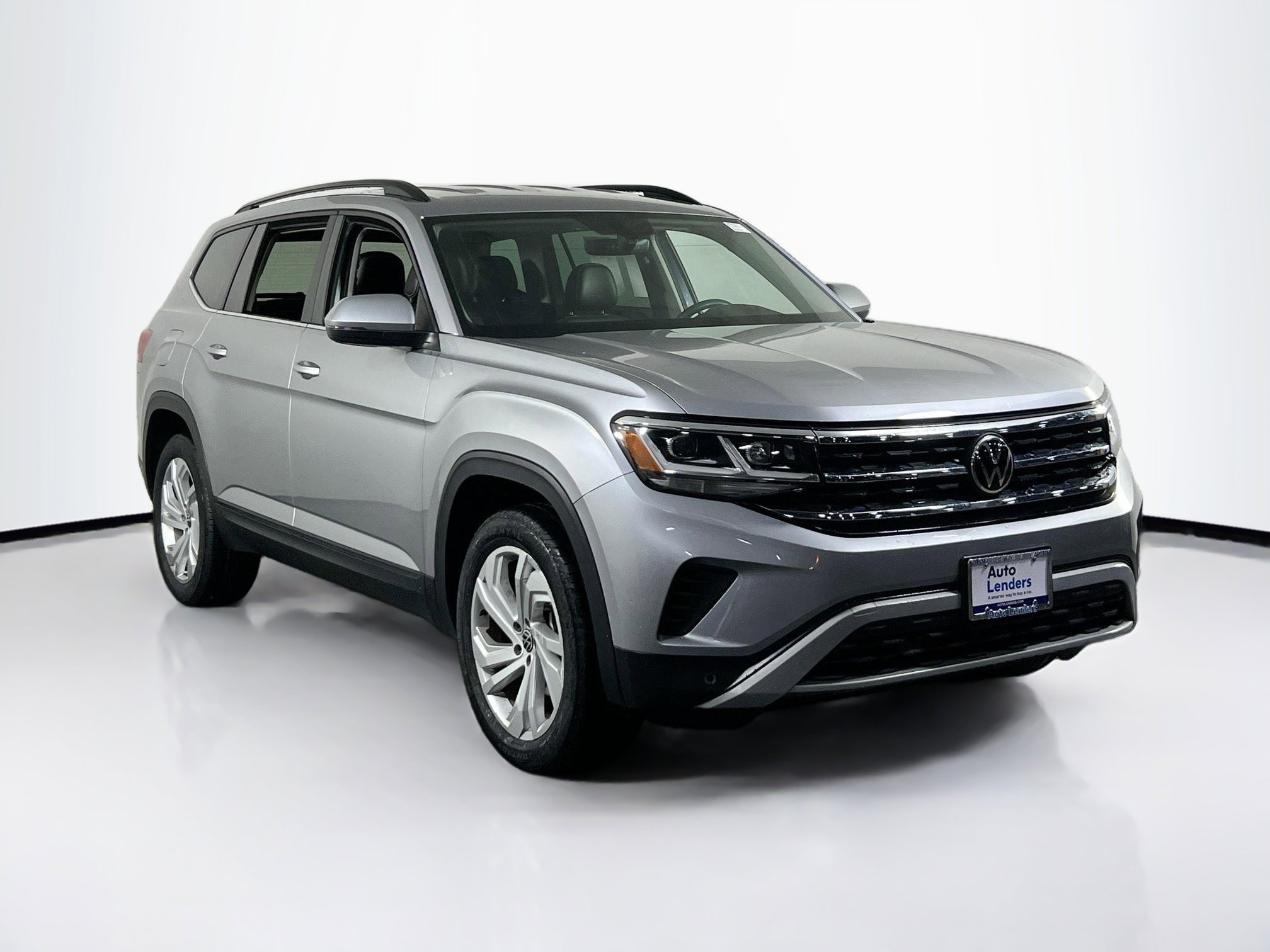 Used 2022 Volkswagen Atlas SE image 3