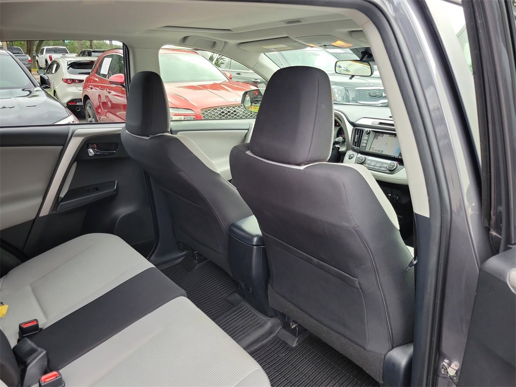 Used 2018 Toyota RAV4 XLE image 46