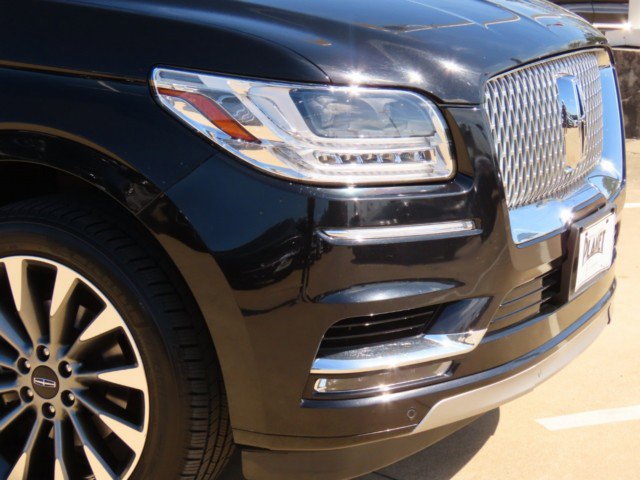 Used 2019 Lincoln Navigator Select image 5