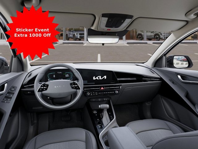 New 2025 Kia Niro EX image 17