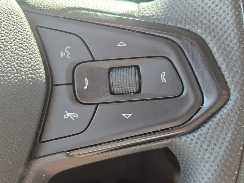 Used 2025 Chevrolet TrailBlazer LT image 25