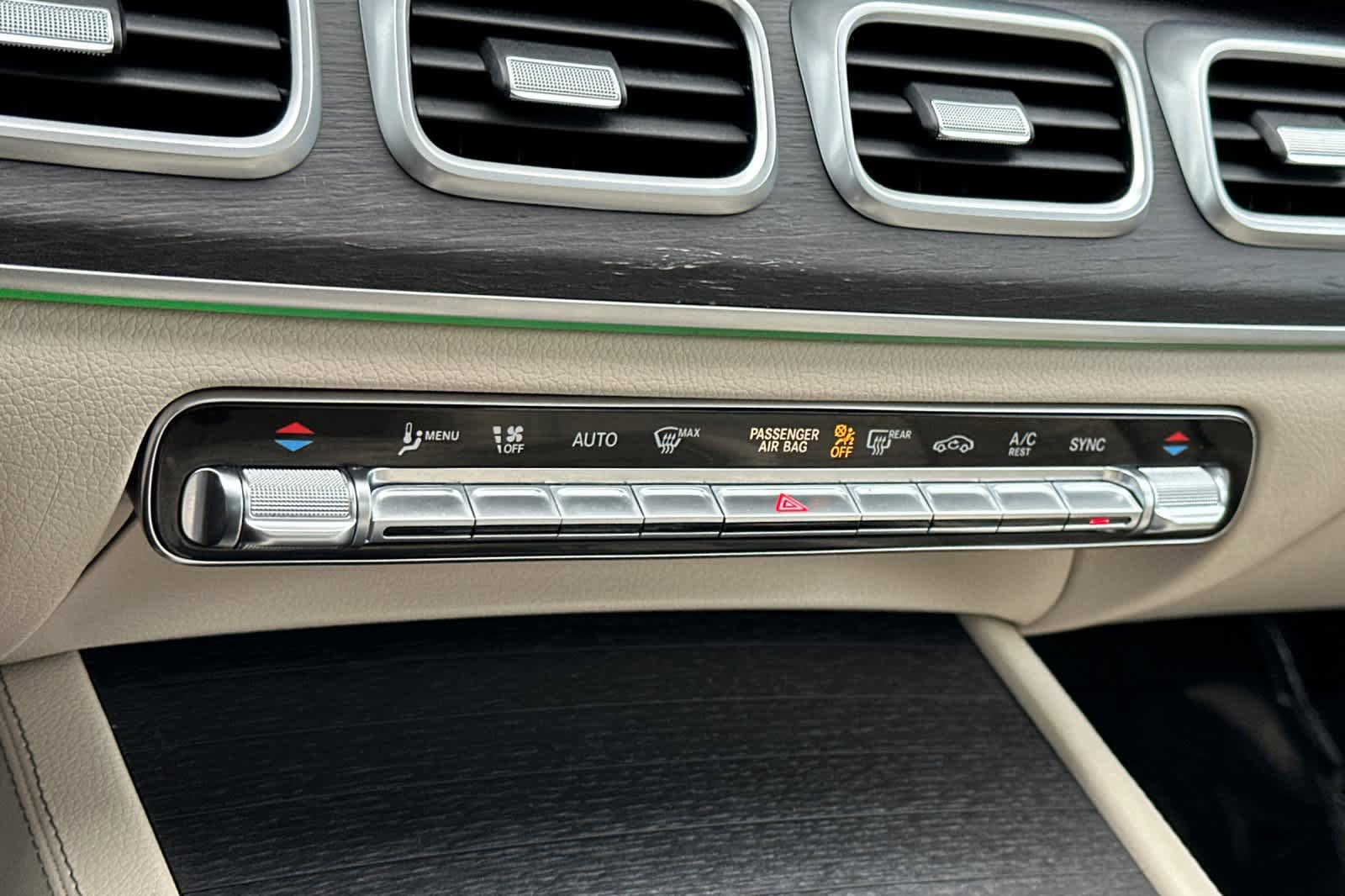 Used 2021 Mercedes-Benz GLE 350 image 21
