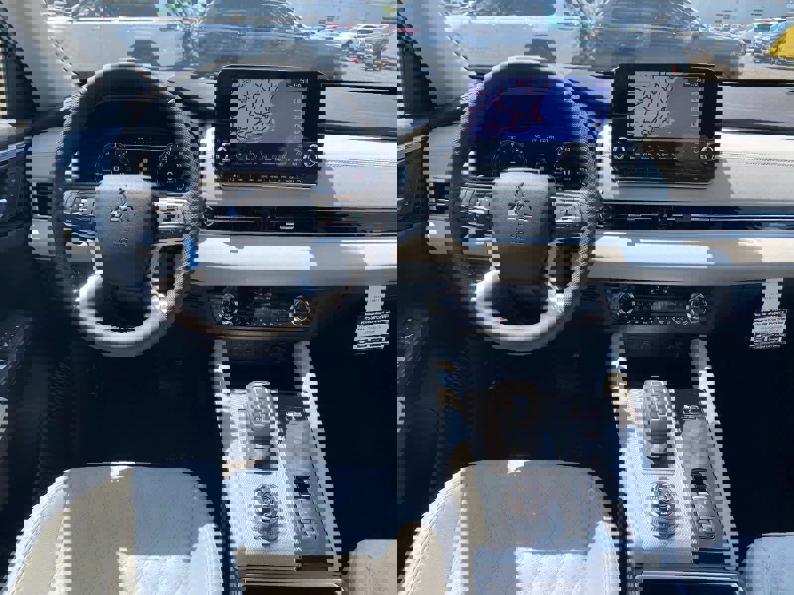 New 2025 Mitsubishi Outlander SEL image 9