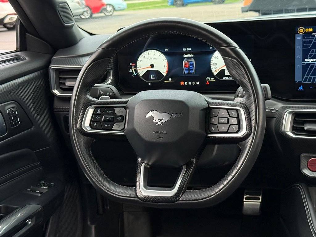 Used 2025 Ford Mustang GT Premium RWD image 7