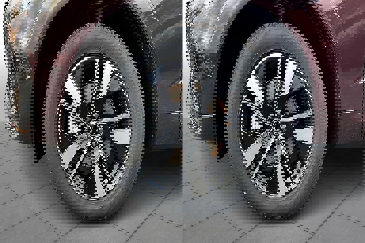 New 2026 Volvo XC60 B5 Plus w/ Protection Package Premier image 16