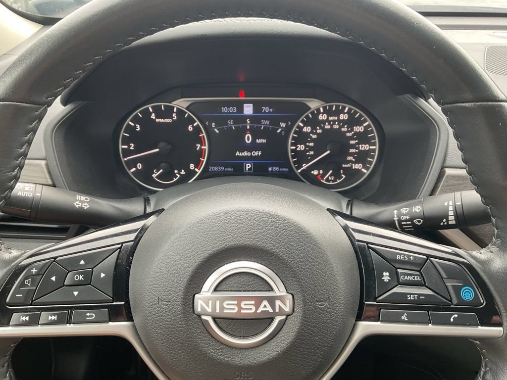 Used 2023 Nissan Altima 2.5 SV w/ SV Premium Package AWD/4WD image 13