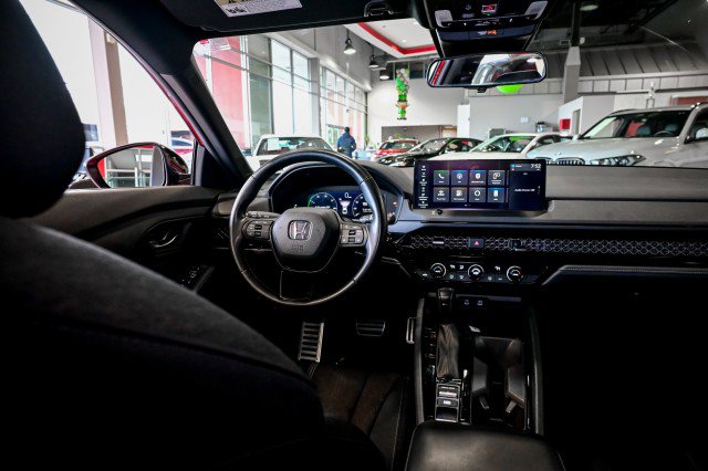 Used 2023 Honda Accord Sport image 32