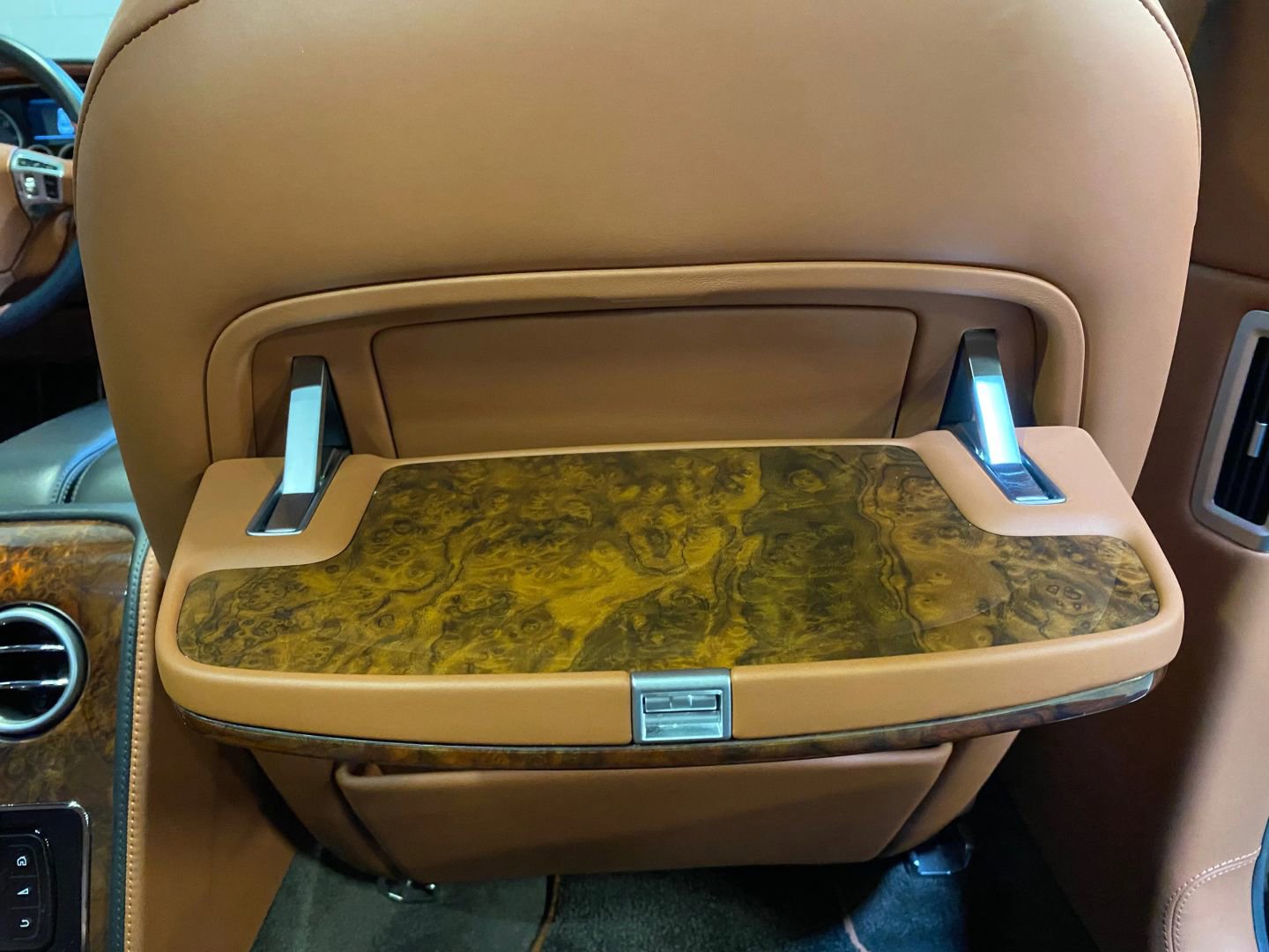 Used 2015 Bentley Flying Spur V8 image 34