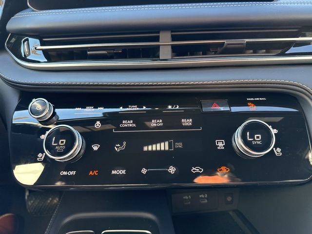New 2026 INFINITI QX60 Sport w/ Dark Cargo Package AWD/4WD image 19
