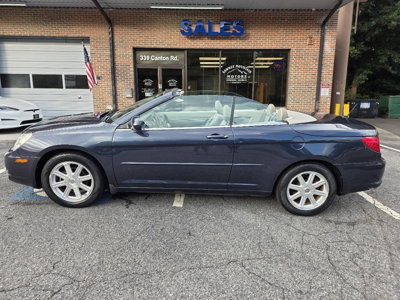 Used 2008 Chrysler Sebring Touring w/ Special Touring Group FWD image 3