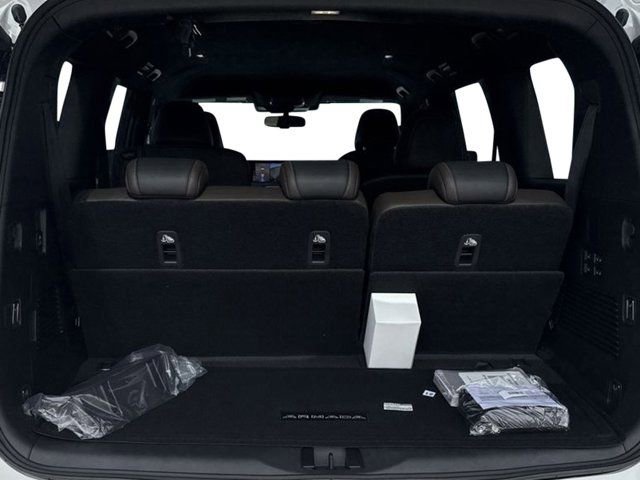 New 2026 Nissan Armada SL w/ Captain's Chari Seat Package image 20