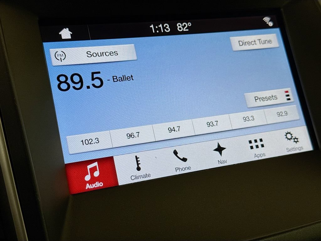 Used 2017 Ford Edge SEL w/ Equipment Group 201A FWD image 15