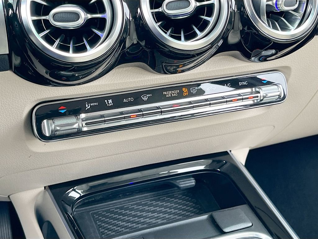 Used 2021 Mercedes-Benz GLB 250 image 15