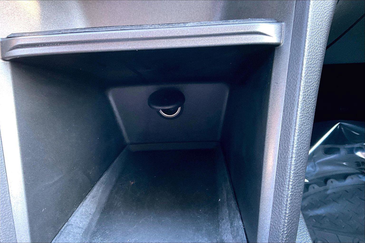 Used 2017 Chevrolet Equinox LT w/ Convenience Package image 33