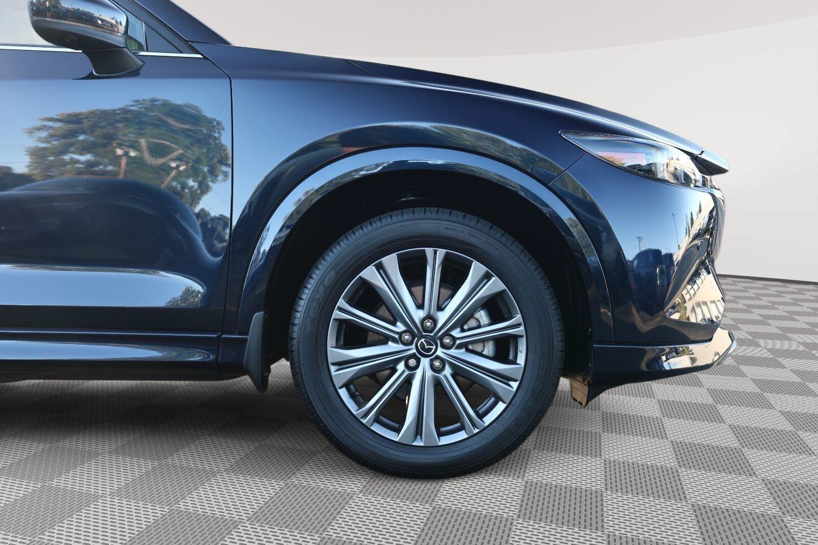 Used 2025 MAZDA CX-5 Signature AWD/4WD image 9