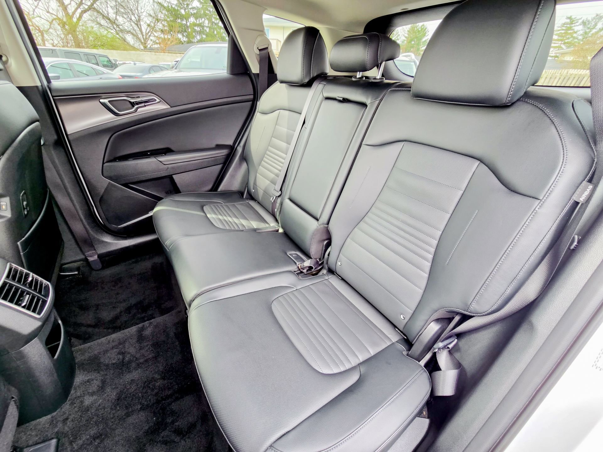 Used 2024 Kia Sportage SX image 28