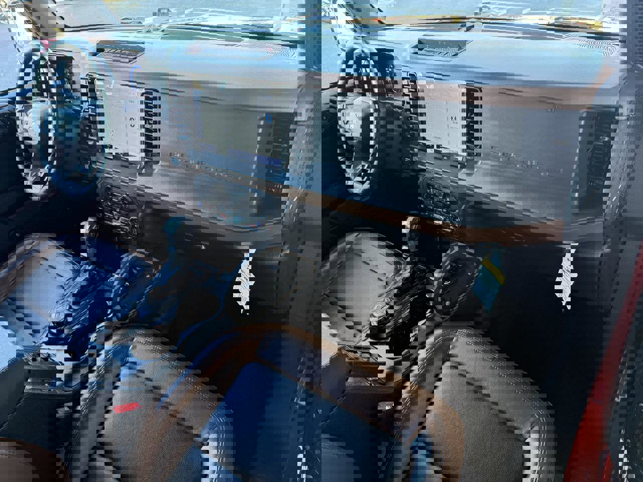 Used 2024 Ford Bronco Outer Banks w/ Sasquatch Package image 30