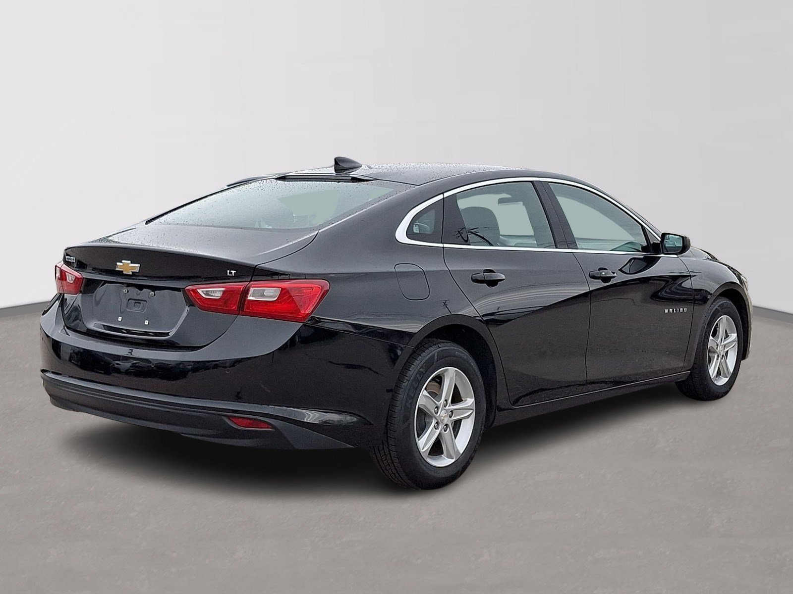 Used 2024 Chevrolet Malibu LT FWD image 6