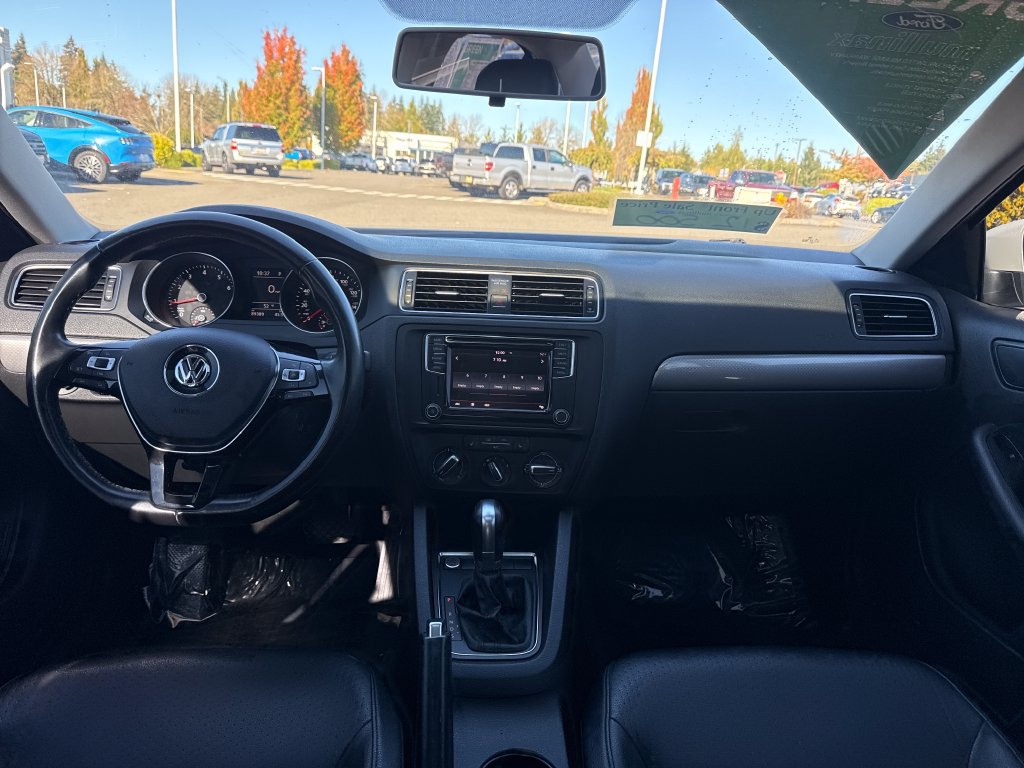 Used 2017 Volkswagen Jetta SE FWD image 14