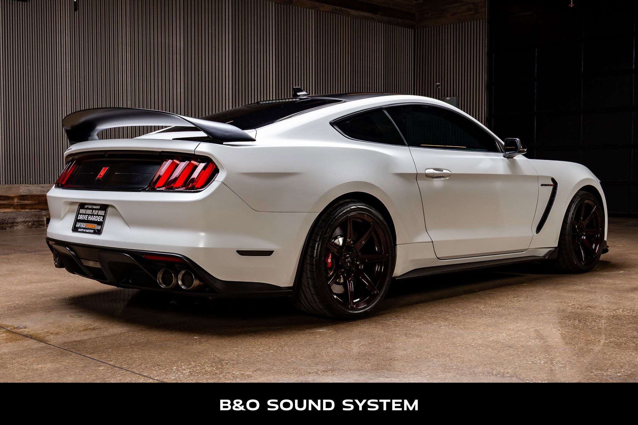 Used 2020 Ford Mustang Shelby GT350R w/ GT350R Equipment Group 920A image 9