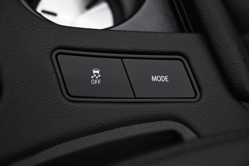 New 2025 Cadillac XT5 Sportv w/ LPO, Red Accent Package image 32