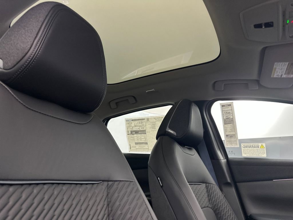 New 2026 Nissan Leaf Platinum+ w/ Cargo Package (Platinum+) image 16