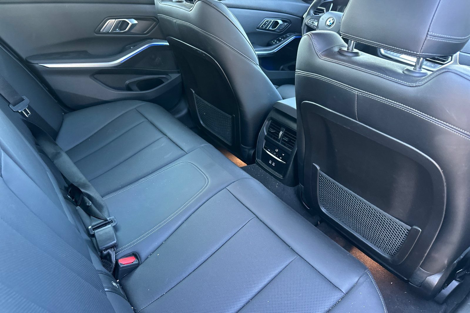 Used 2022 BMW 330i Sedan w/ Driving Assistance Package RWD image 17