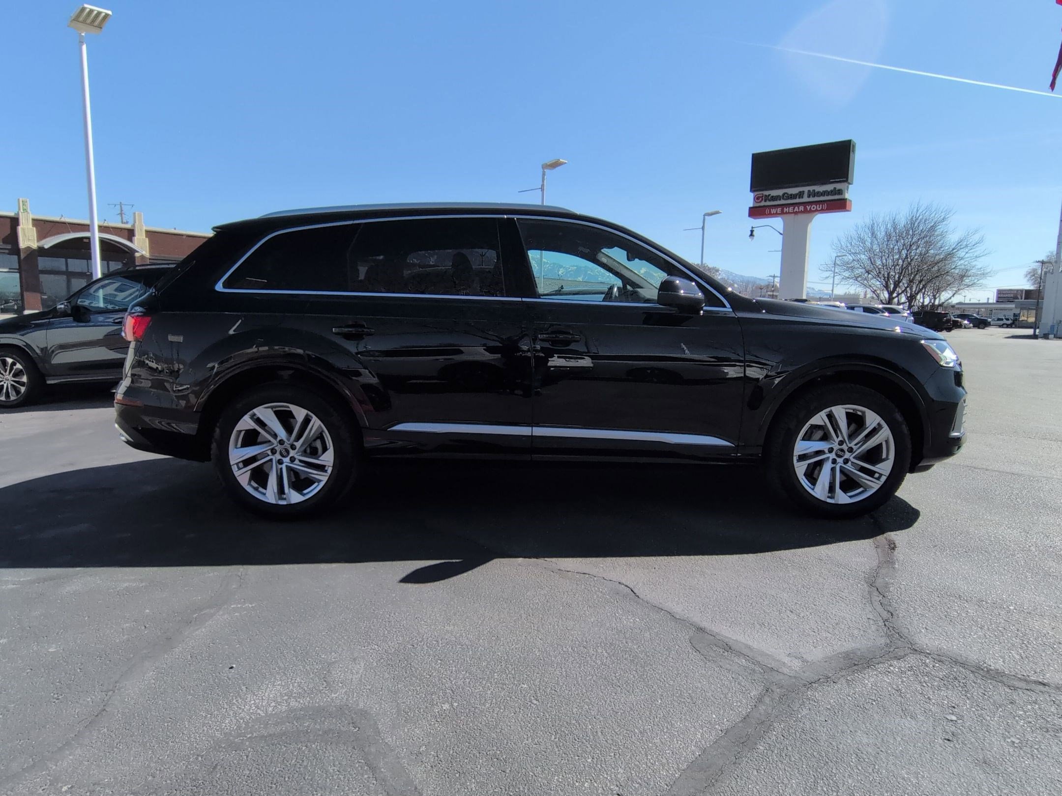 Used 2023 Audi Q7 3.0T Premium Plus image 2