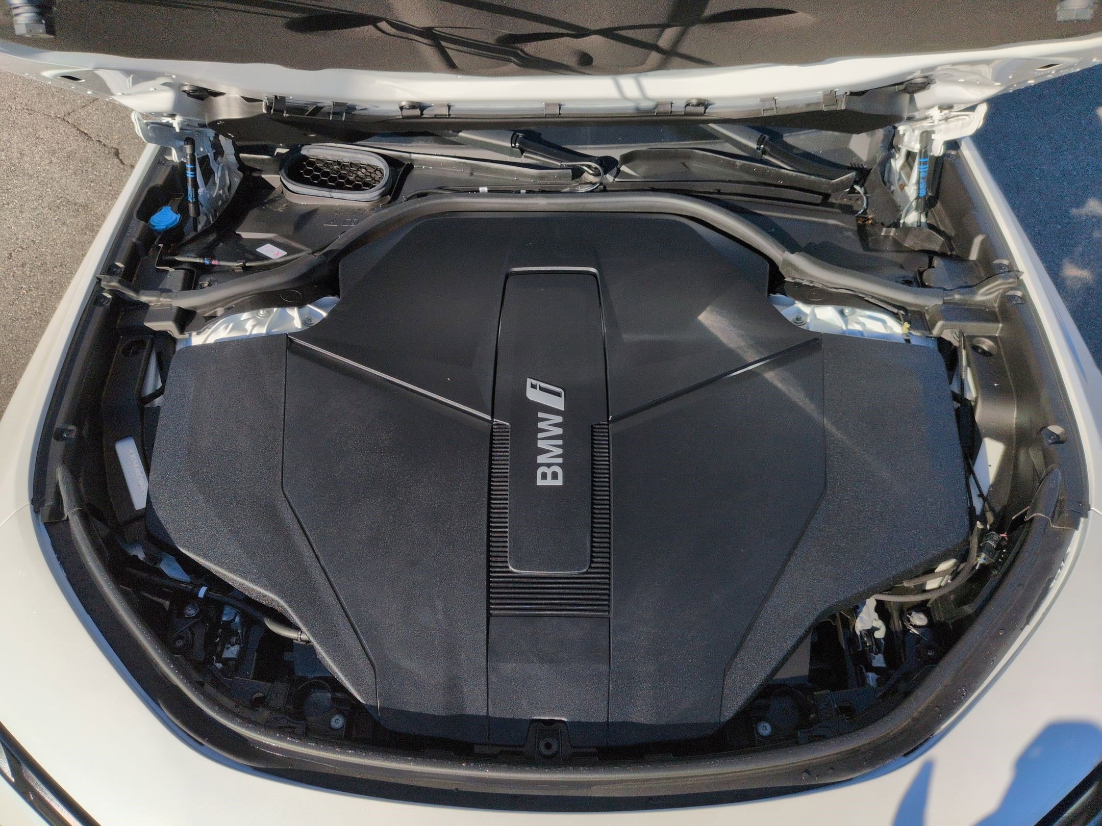 Certified 2024 BMW i7 xDrive60 image 34