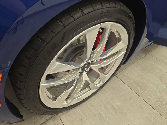 Used 2020 Chevrolet Camaro SS RWD image 34