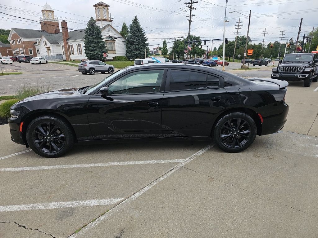 Certified 2020 Dodge Charger SXT w/ Blacktop Package AWD/4WD image 11