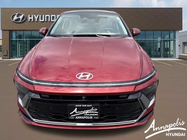 Certified 2025 Hyundai Sonata Limited FWD image 2