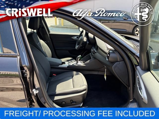 New 2026 Alfa Romeo Giulia AWD w/ Driving Assist Package image 39