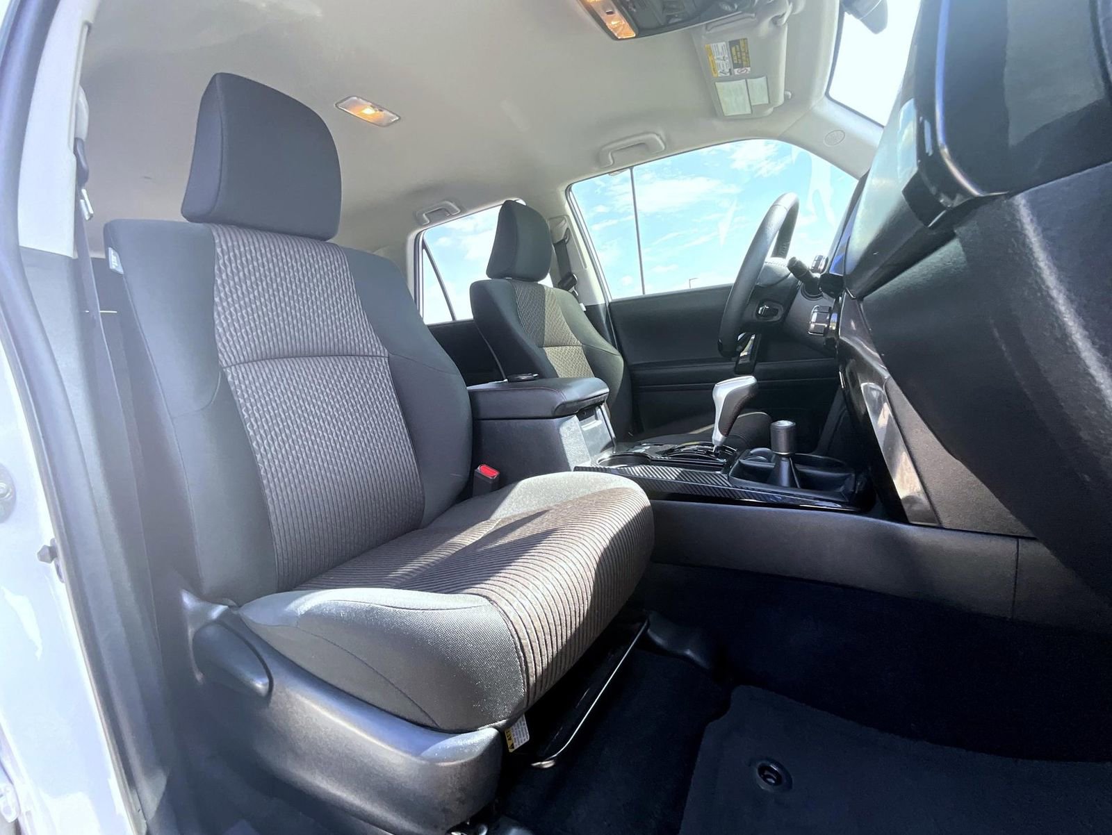 Used 2024 Toyota 4Runner TRD Off-Road image 16