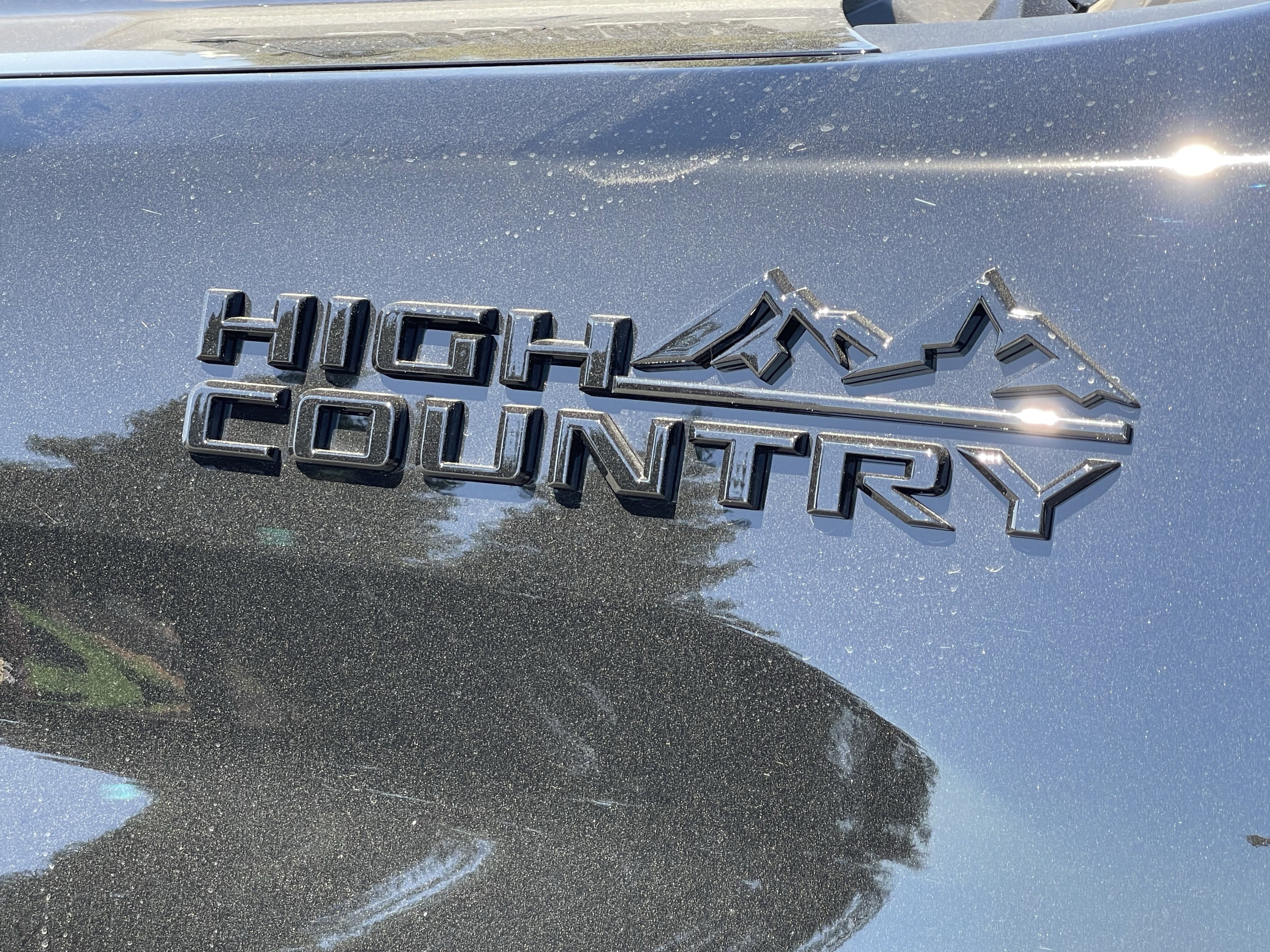 New 2025 Chevrolet Silverado 2500 High Country w/ Midnight Edition image 9