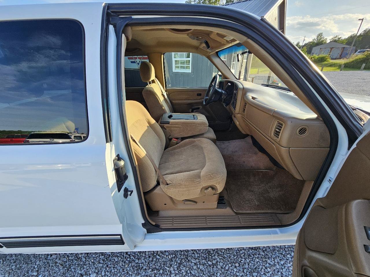 Used 2000 Chevrolet Silverado 1500 LS RWD image 19