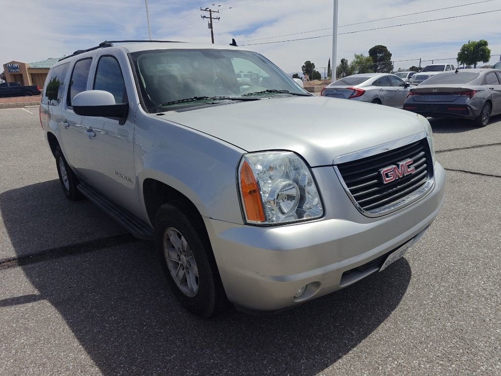 Used 2014 GMC Yukon XL SLT image 2