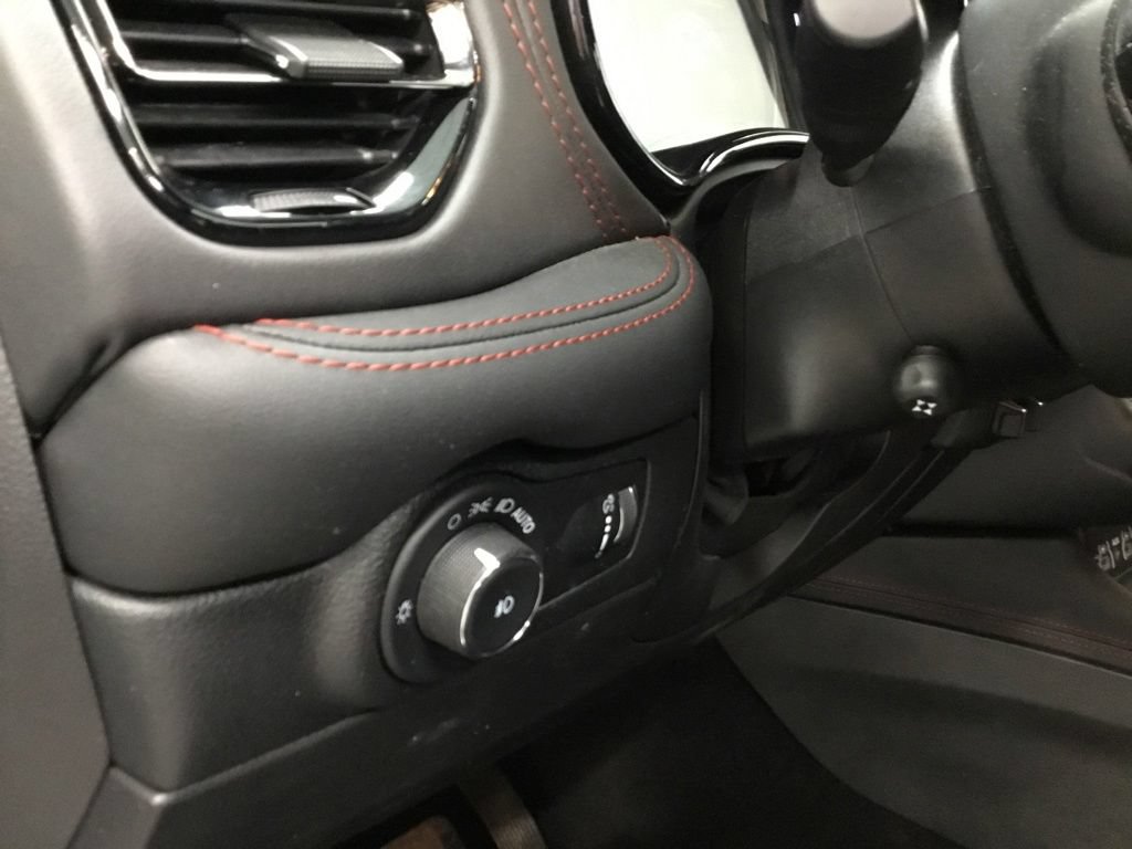 Used 2023 Dodge Durango GT AWD/4WD image 11