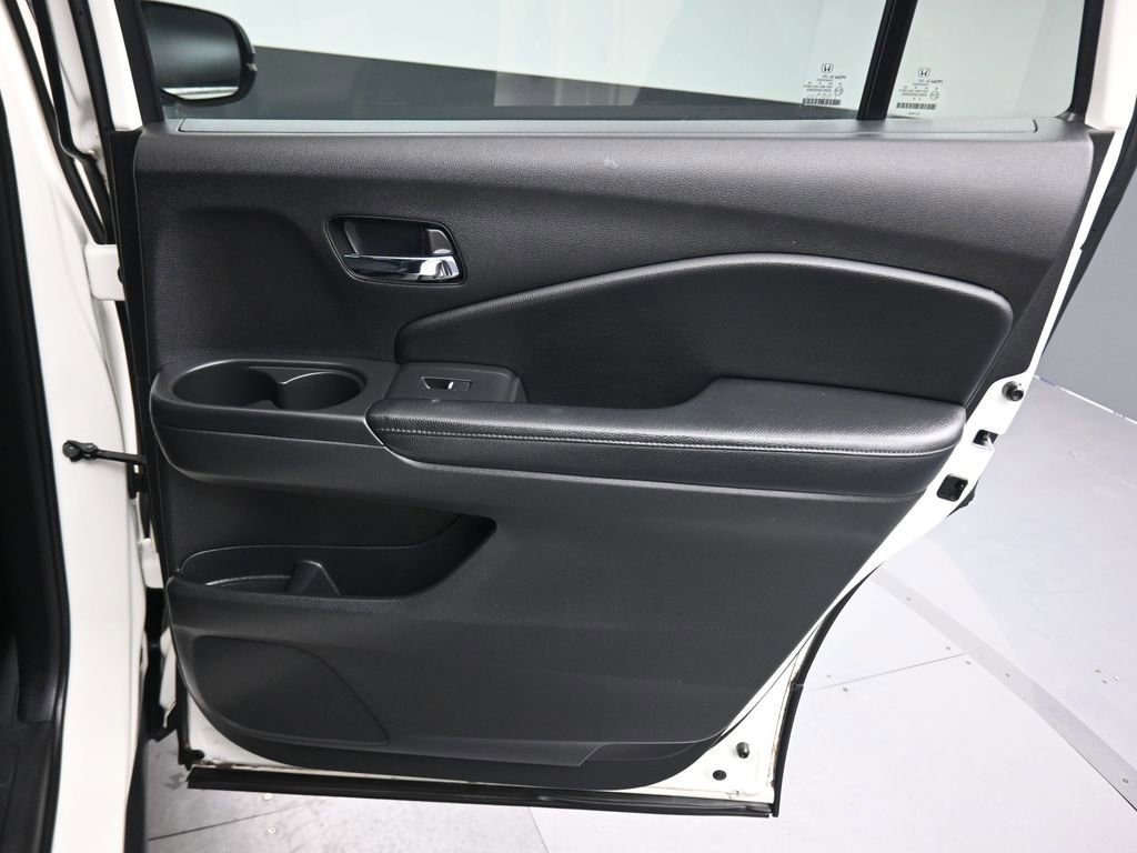 Used 2019 Honda Pilot LX image 39