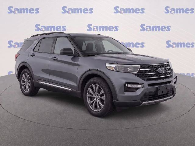 Certified 2021 Ford Explorer XLT w/ Equipment Group 202A RWD image 1