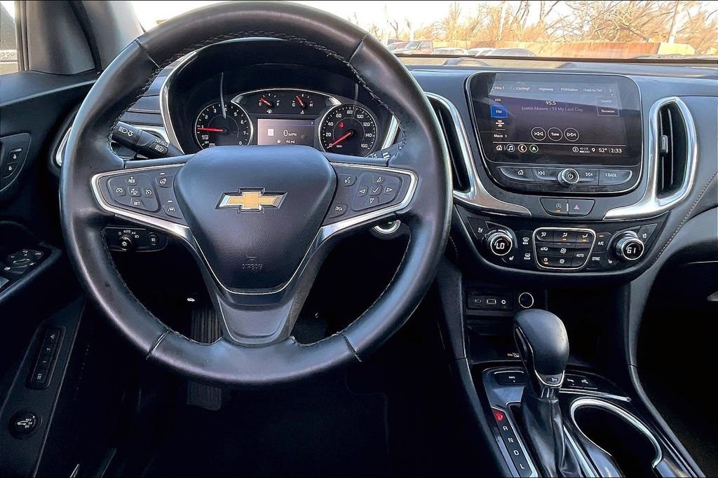 Used 2023 Chevrolet Equinox Premier image 5