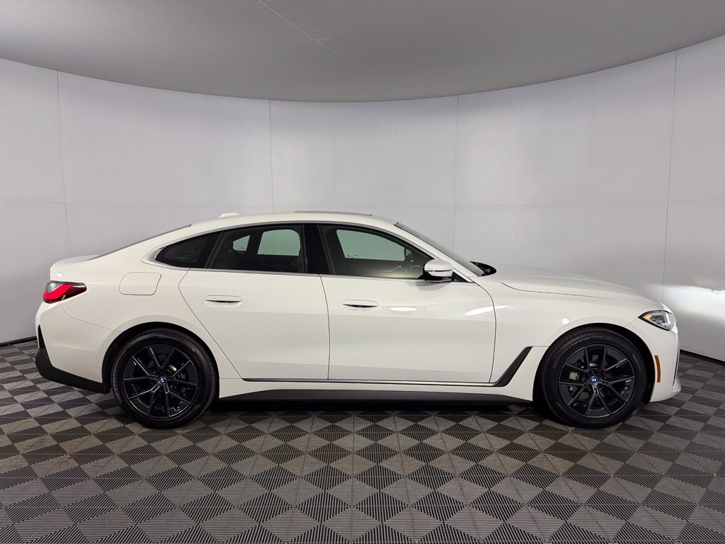 Used 2024 BMW i4 eDrive35 w/ Premium Package RWD image 6