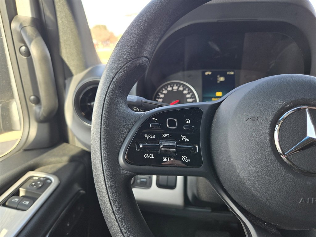 Used 2021 Mercedes-Benz Sprinter 144 Cargo image 16