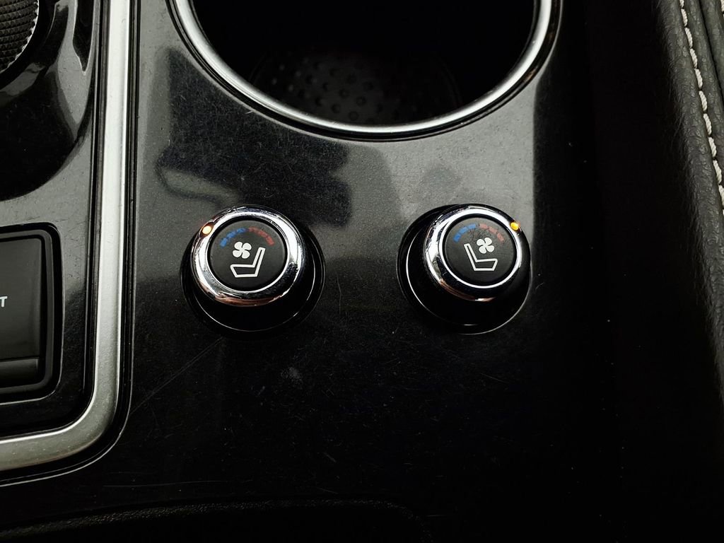 Used 2022 Nissan Maxima Platinum w/ Sport Mat Group image 16
