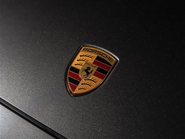 Certified 2025 Porsche Cayenne Coupe AWD/4WD image 13