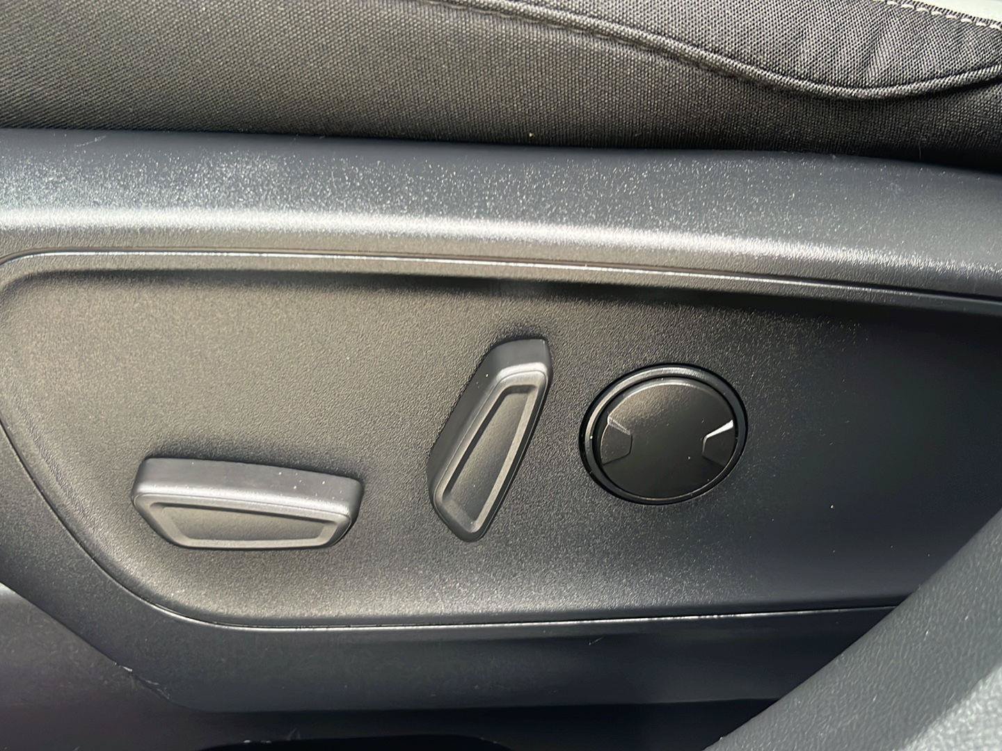 Used 2024 Ford Escape Active AWD/4WD image 14
