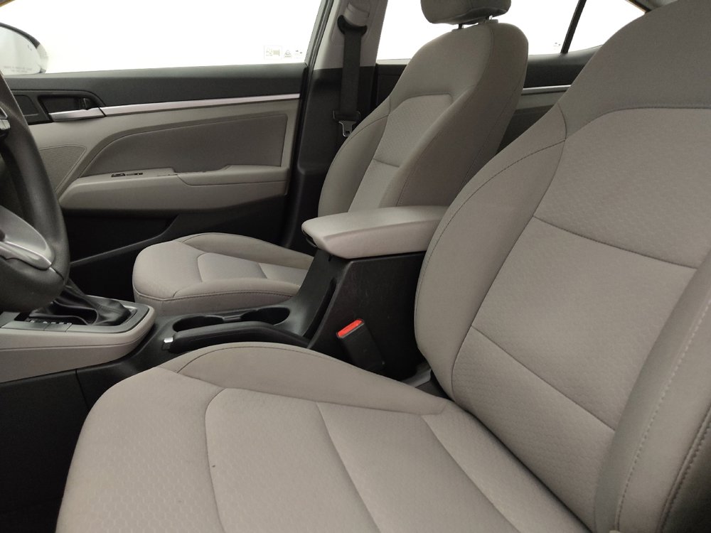 Used 2019 Hyundai Elantra SEL image 17