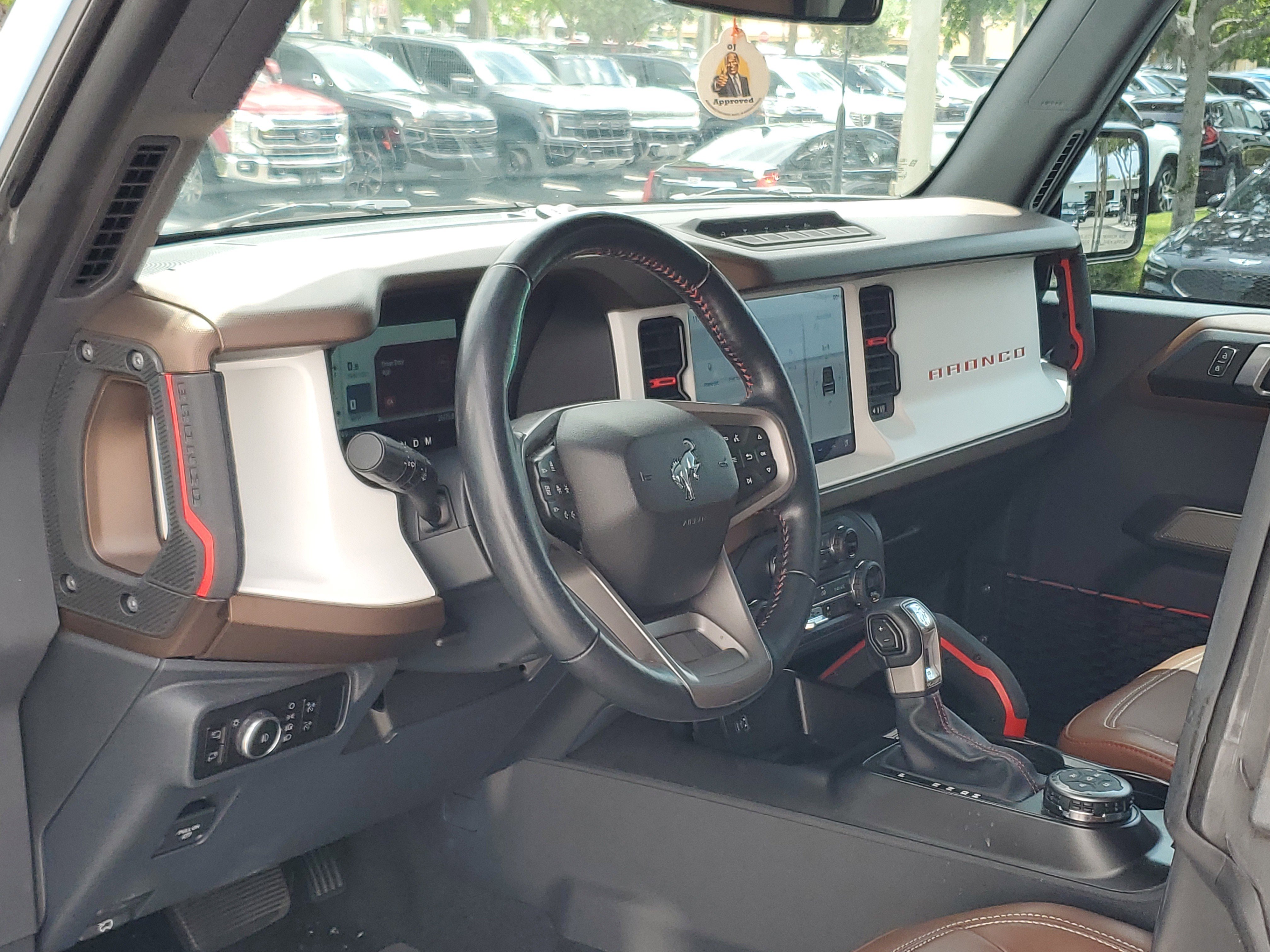 Used 2023 Ford Bronco Heritage Edition AWD/4WD image 10