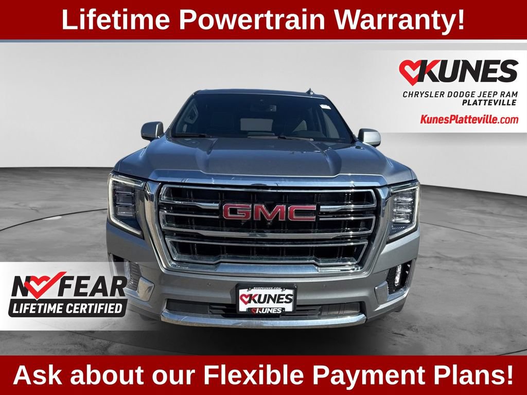 Used 2023 GMC Yukon XL SLT w/ SLT Premium Package AWD/4WD image 4